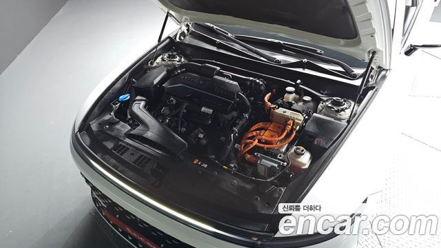 Hyundai Grandeur Hybrid (GN7) Exclusive 2023 — фото 6
