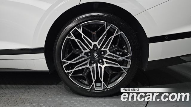 Hyundai Grandeur Hybrid (GN7) Exclusive 2023 — фото 21