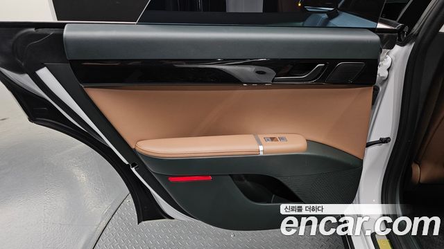 Hyundai Grandeur Hybrid (GN7) Exclusive 2023 — фото 25