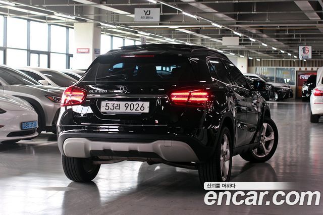 Mercedes-Benz GLA-Class (X156) GLA220 2018 — фото 2