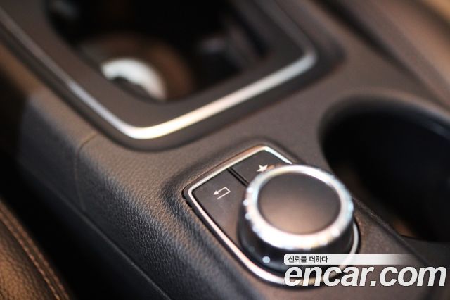 Mercedes-Benz GLA-Class (X156) GLA220 2018 — фото 15