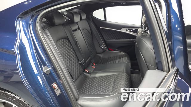 Genesis G70 2.0T AWD Sport Package 2018 — фото 11