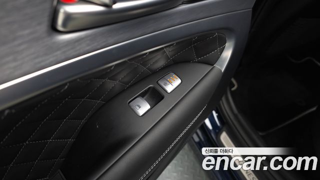 Genesis G70 2.0T AWD Sport Package 2018 — фото 27
