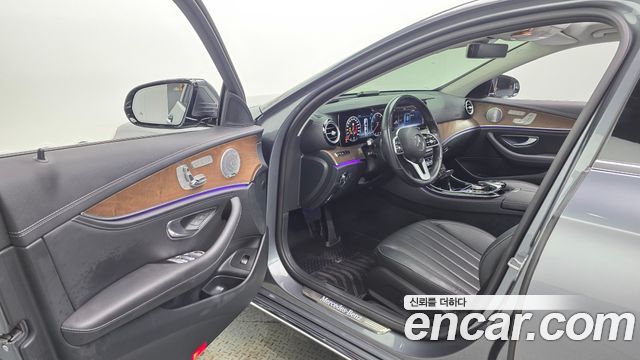 Mercedes-Benz E-Class (W213) E300 4MATIC Exclusive 2020 — фото 10