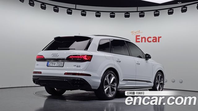 Audi Q7 (4M) 55 TFSI Quattro Premium 2022 — фото 2