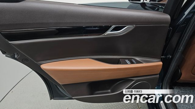 Genesis G80 (RG3) Diesel 2.2 2WD 2022 — фото 25