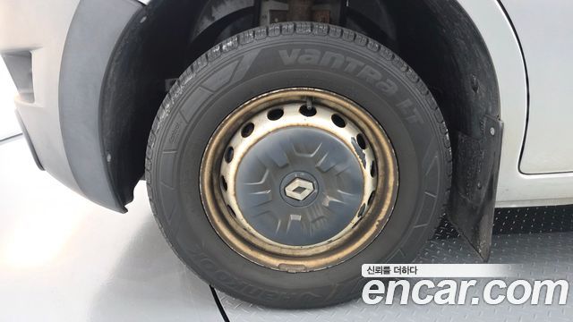 Renault Korea Master 2.3 Van L 2019 — фото 5