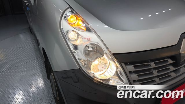 Renault Korea Master 2.3 Van L 2019 — фото 22