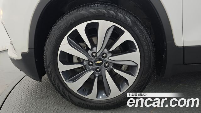 Chevrolet Trax 1.4 Premier 2019 — фото 5