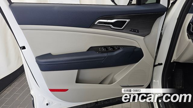 Kia Sportage (V) LPG 2.0 2WD Signature 2023 — фото 28