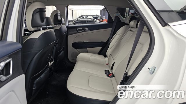 Kia Sportage (V) LPG 2.0 2WD Signature 2023 — фото 30