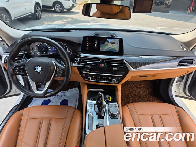 BMW 5 Series (G30) 520d Luxury Special Edition 2018 — фото 17