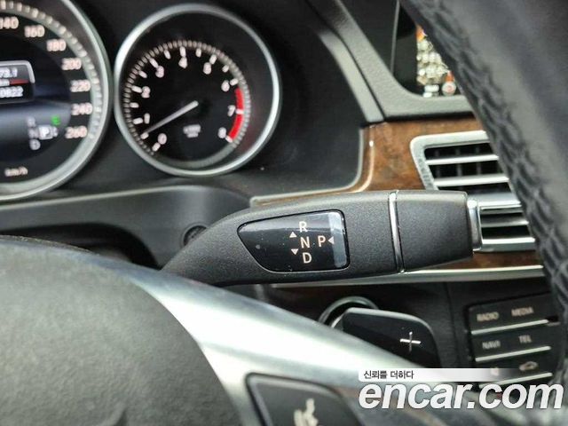 Mercedes-Benz E-Class (W212) E300 Elegance 2016 — фото 8