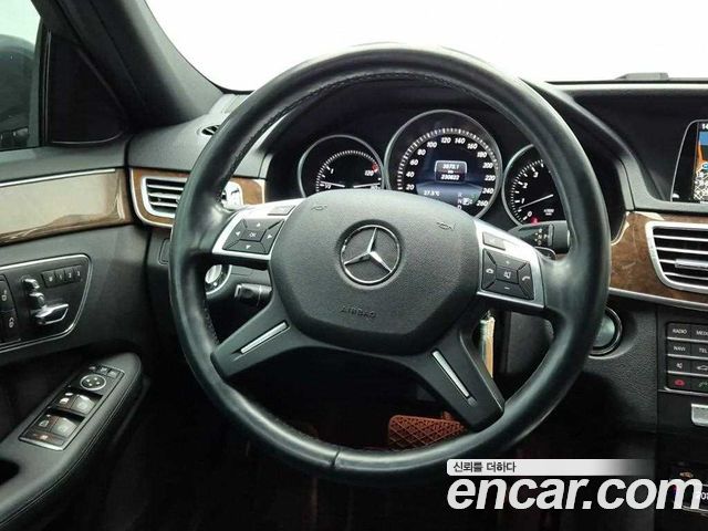 Mercedes-Benz E-Class (W212) E300 Elegance 2016 — фото 9