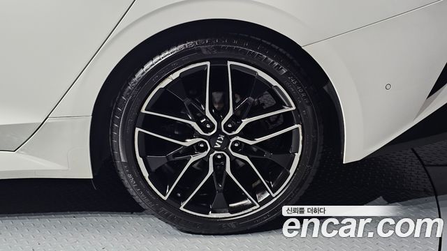 Kia K5 (III) 1.6 Turbo Signature 2020 — фото 21