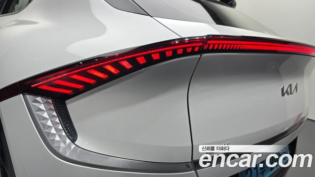Kia EV6 Long Range Earth 2022 — фото 23