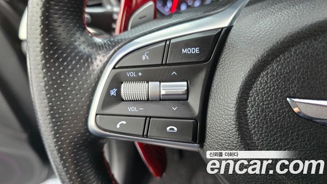 Genesis G70 3.3T Sport AWD Supreme 2018 — фото 16