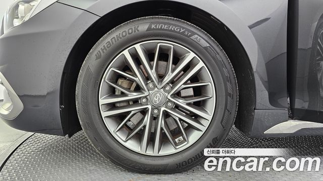 Hyundai Grandeur (IG) 2.4 Premium 2019 — фото 5