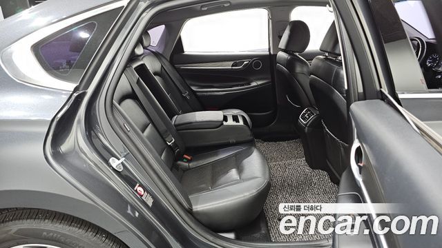 Hyundai Grandeur (IG) 2.4 Premium 2019 — фото 11
