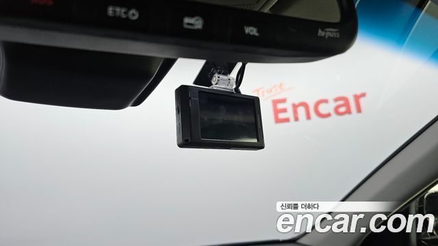Hyundai Grandeur (IG) 2.4 Premium 2019 — фото 20