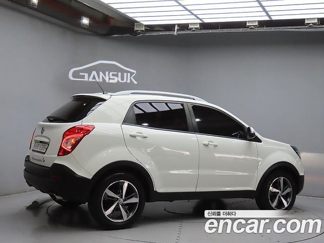 KG Mobility (SsangYong) Style Korando C 2.2 RX 2WD High DLX 2017 — фото 4
