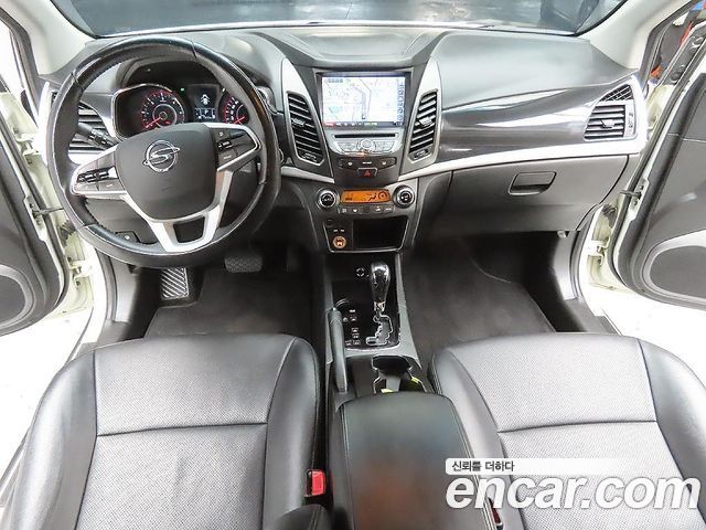 KG Mobility (SsangYong) Style Korando C 2.2 RX 2WD High DLX 2017 — фото 7