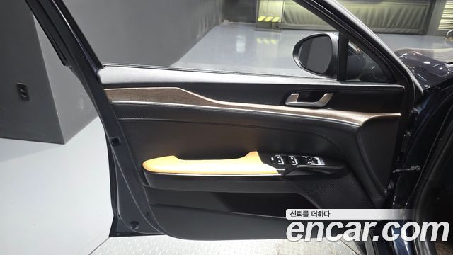 Kia K5 (III) 2.0 Noblesse 2020 — фото 24