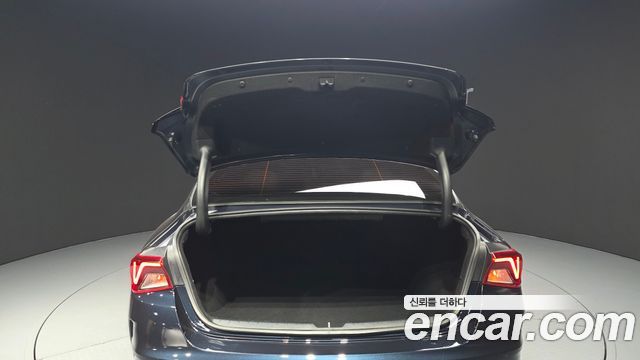 Kia K5 (III) 2.0 Noblesse 2020 — фото 33