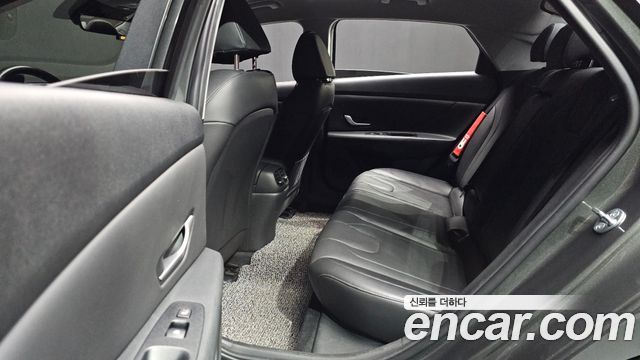 Hyundai Avante (CN7) 1.6 Inspiration 2023 — фото 12