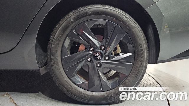 Hyundai Avante (CN7) 1.6 Inspiration 2023 — фото 21