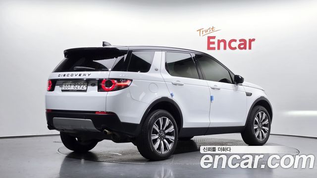 Land Rover Discovery Sport 2.0 TD4 HSE Luxury 2018 — фото 2