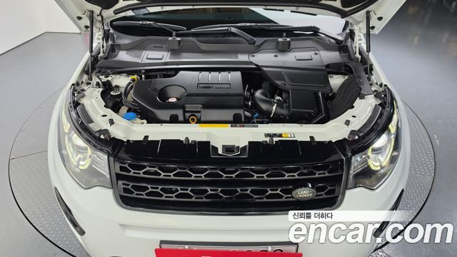 Land Rover Discovery Sport 2.0 TD4 HSE Luxury 2018 — фото 6
