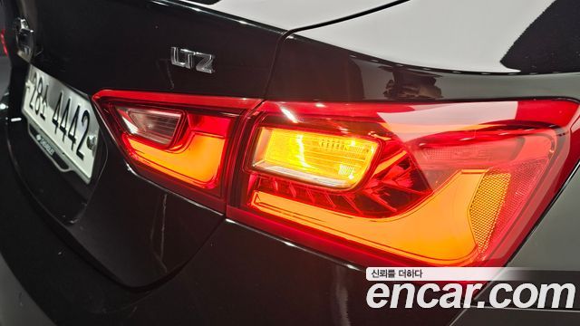 Chevrolet Malibu 2.0 Turbo Perfect black 2017 — фото 23