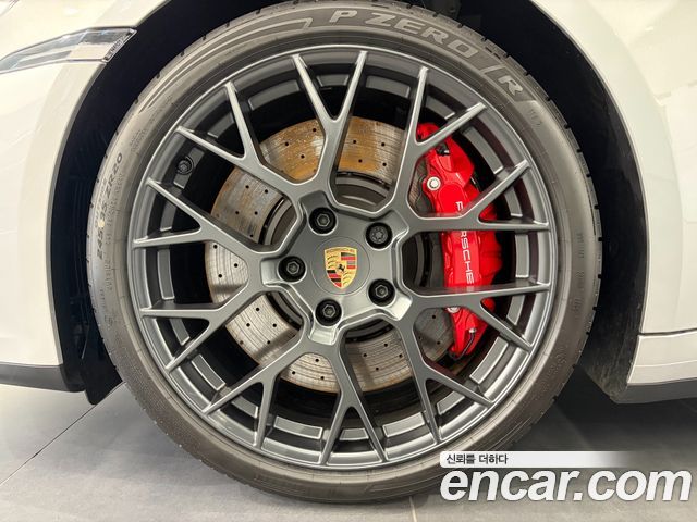 Porsche 911 (992) Carrera GTS 2025 — фото 5