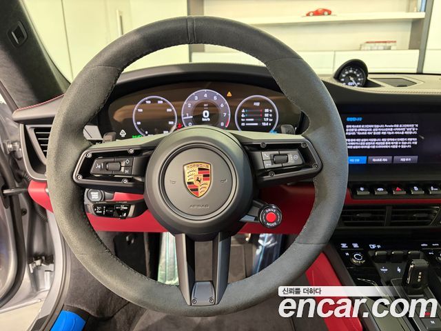 Porsche 911 (992) Carrera GTS 2025 — фото 15