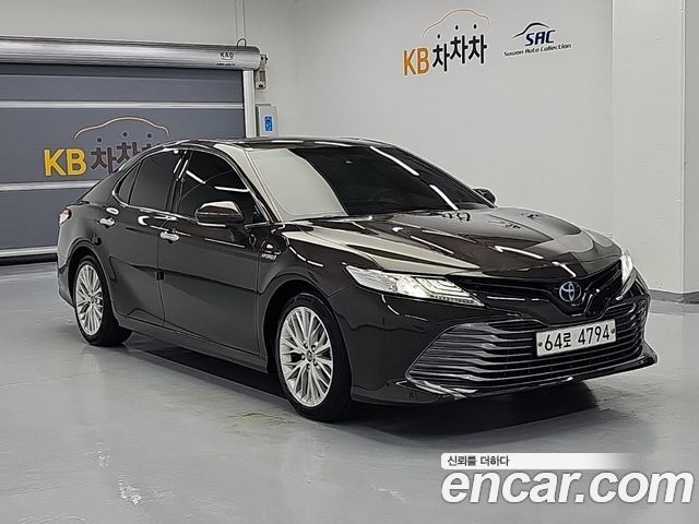 Toyota Camry (XV70) 2.5 XLE Hybrid 2019 — фото 4