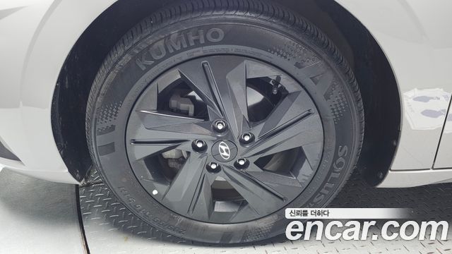 Hyundai Avante Hybrid (CN7) Inspiration 2023 — фото 5