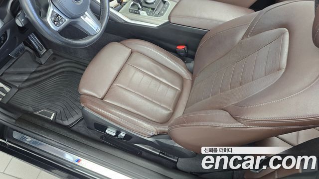 BMW 4 Series (G22) 420i M Sport Convertible 2021 — фото 36
