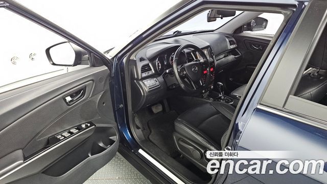 KG Mobility (SsangYong) Tivoli LX 2WD 2017 — фото 11