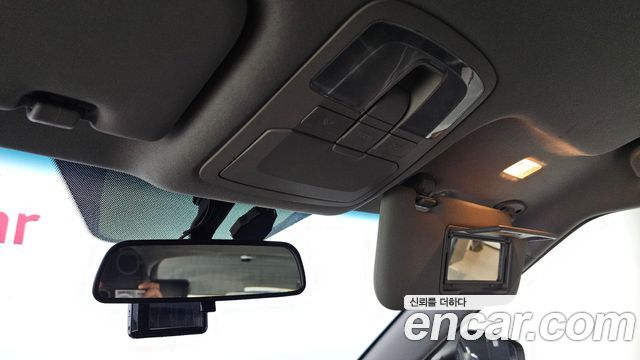 KG Mobility (SsangYong) Tivoli LX 2WD 2017 — фото 20