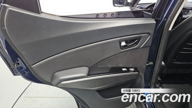 KG Mobility (SsangYong) Tivoli LX 2WD 2017 — фото 25