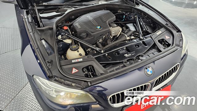 BMW 5 Series (F10) 528i 2015 — фото 6