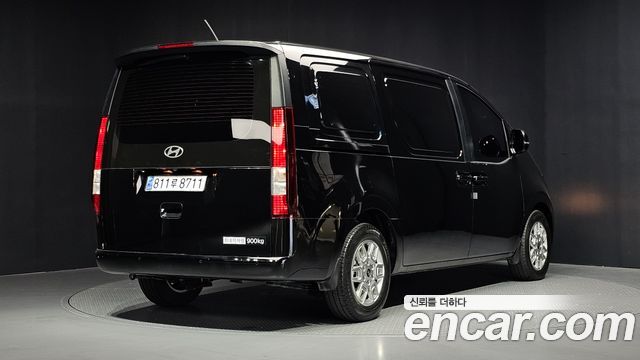Hyundai Staria HEV 1.6 Cargo 3-Seater Modern 2025 — фото 2