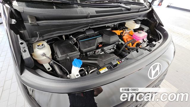 Hyundai Staria HEV 1.6 Cargo 3-Seater Modern 2025 — фото 6