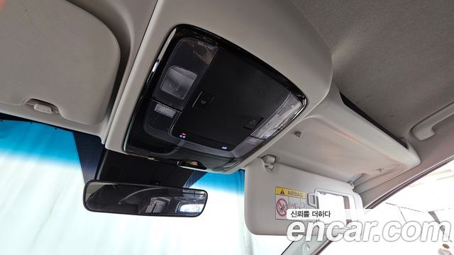 Hyundai Staria HEV 1.6 Cargo 3-Seater Modern 2025 — фото 21
