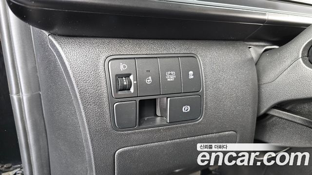Hyundai Staria HEV 1.6 Cargo 3-Seater Modern 2025 — фото 22