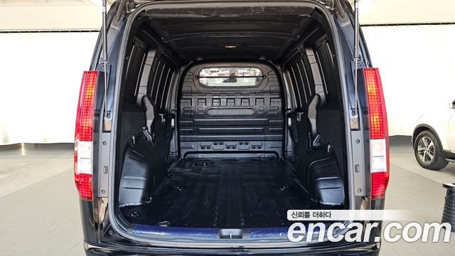 Hyundai Staria HEV 1.6 Cargo 3-Seater Modern 2025 — фото 24