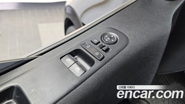 Hyundai Staria HEV 1.6 Cargo 3-Seater Modern 2025 — фото 32