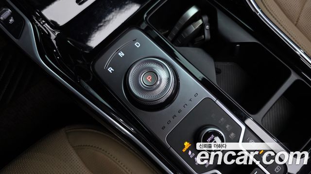 Kia Sorento (IV) Gasoline 2.5T 4WD Signature 2024 — фото 9