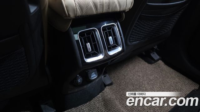 Kia Sorento (IV) Gasoline 2.5T 4WD Signature 2024 — фото 31